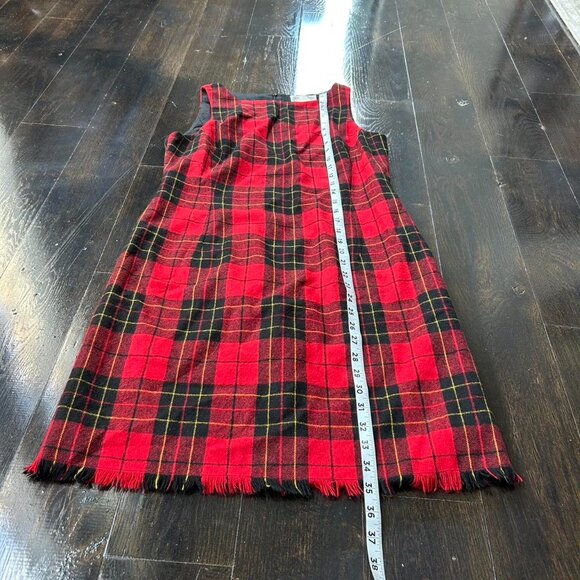 Vintage 90s 80s Red and black plaid midi dress with fringe hem #preppy - Picture 4 of 4
